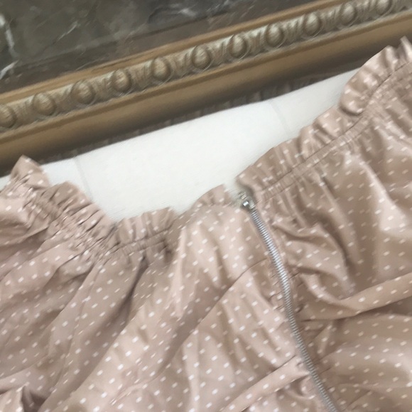 Polka Dot Off-Shoulder Blouse - Picture 4 of 6